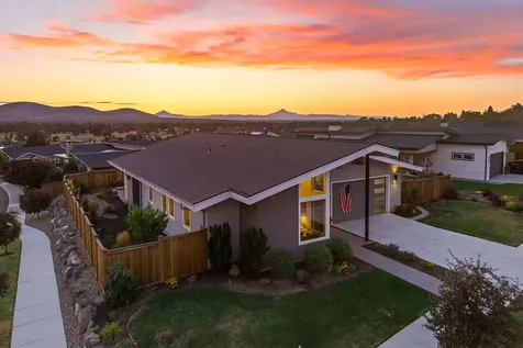 3573 SW 44th Street Redmond OR 97756