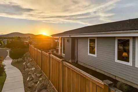 3573 SW 44th Street Redmond OR 97756
