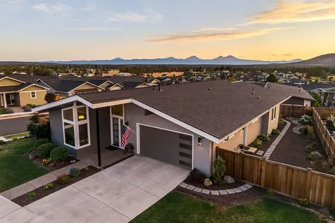 3573 SW 44th Street Redmond OR 97756