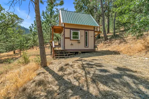 17600 Highway 238 Grants Pass OR 97527