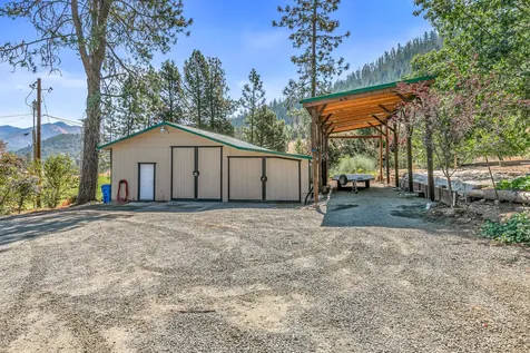 17600 Highway 238 Grants Pass OR 97527