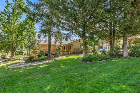 17600 Highway 238 Grants Pass OR 97527