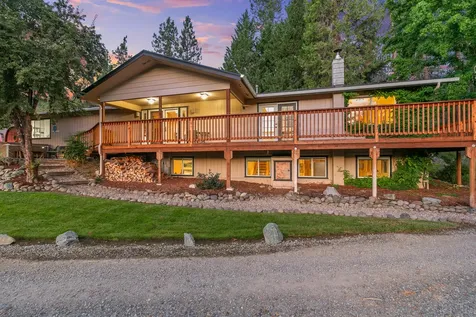 17600 Highway 238 Grants Pass OR 97527