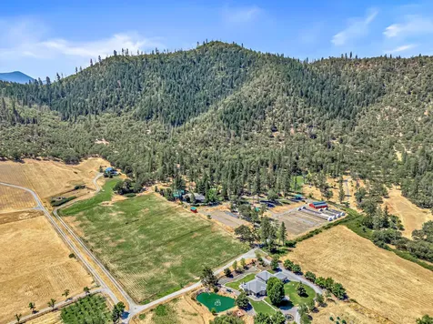 17600 Highway 238 Grants Pass OR 97527