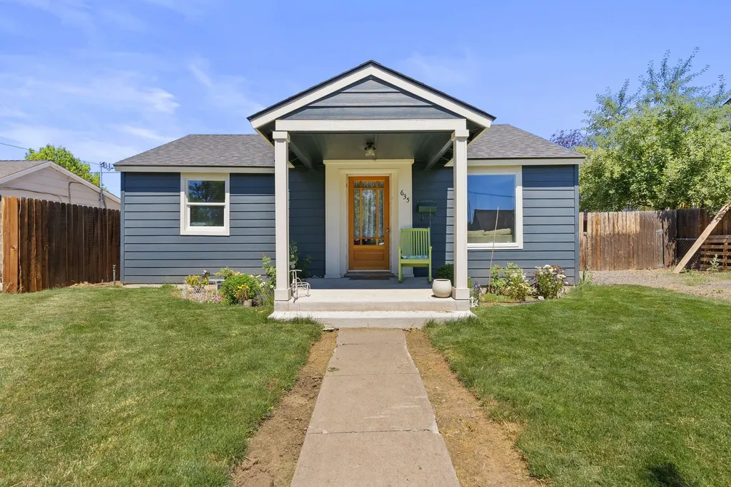 635 NW 2nd Street Prineville OR 97754