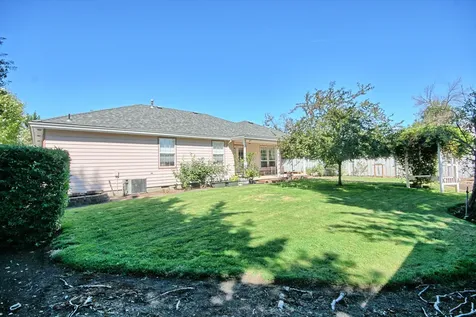 841 Brandon Street Central Point OR 97502