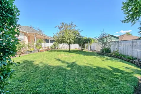 841 Brandon Street Central Point OR 97502