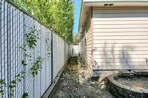 841 Brandon Street Central Point OR 97502