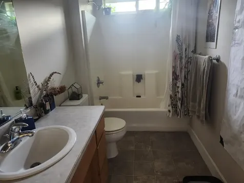 996 Spring Way Ashland OR 97520