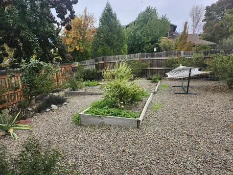 996 Spring Way Ashland OR 97520