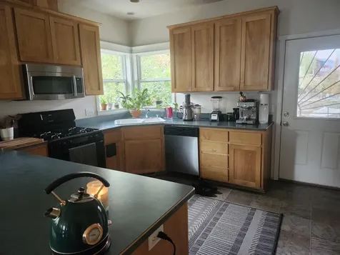 996 Spring Way Ashland OR 97520