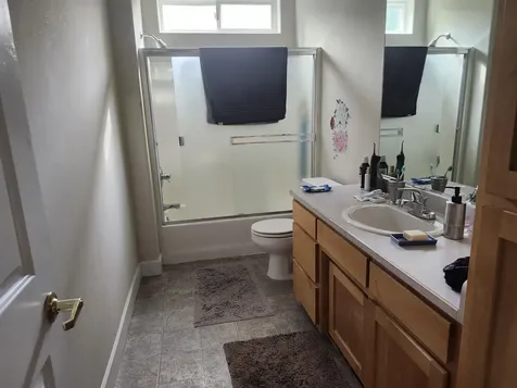 996 Spring Way Ashland OR 97520