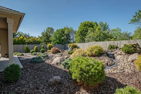 3735 Arizona Drive Medford OR 97504