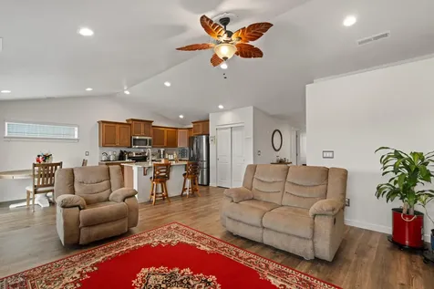 3626 Ford Drive Medford OR 97504
