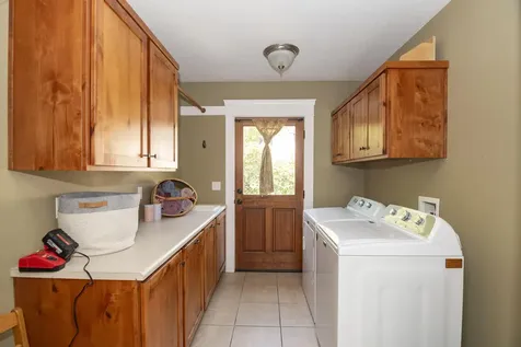 740 NE 8th Street Grants Pass OR 97526