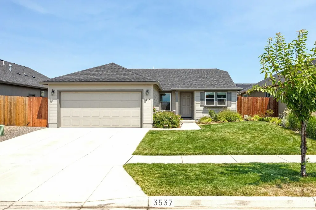 3537 Durst Street Medford OR 97504