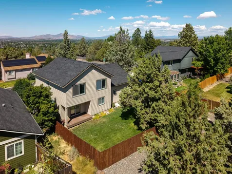 3616 SW Hillcrest Drive Redmond OR 97756