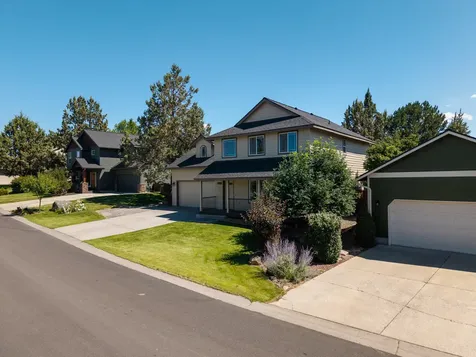 3616 SW Hillcrest Drive Redmond OR 97756