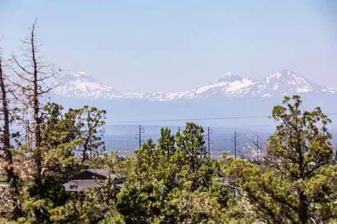 13689 SW Bussett Road Powell Butte OR 97753
