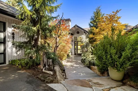 4219 NW Lower Village Road Bend OR 97703