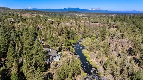 4219 NW Lower Village Road Bend OR 97703