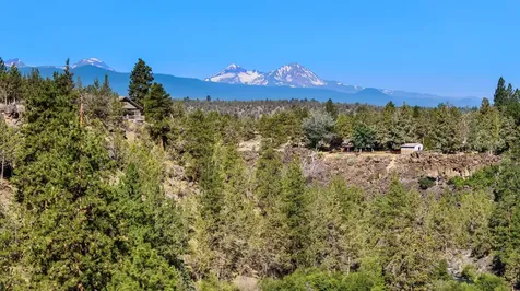4219 NW Lower Village Road Bend OR 97703