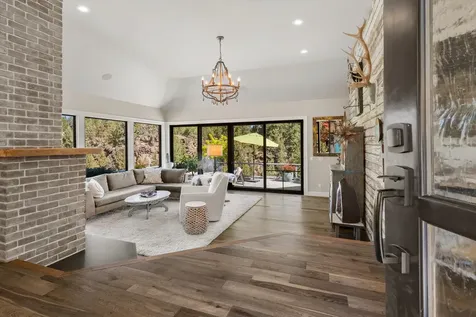 4219 NW Lower Village Road Bend OR 97703