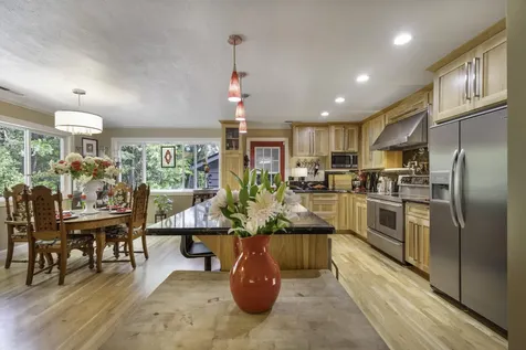 4781 Coleman Creek Road Medford OR 97501