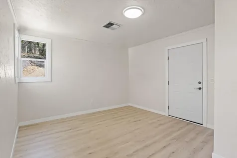 1128 NW Sunset Drive Grants Pass OR 97526