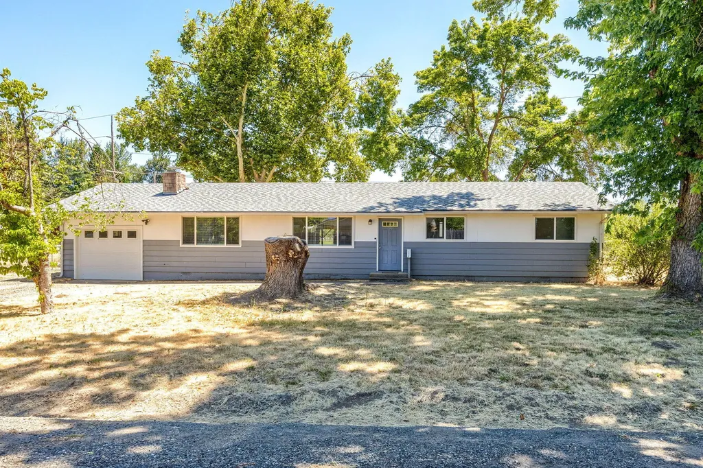113 Glen Drive Grants Pass OR 97526