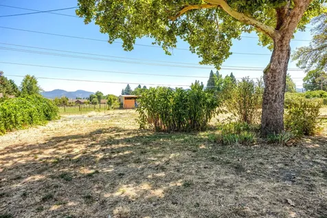 113 Glen Drive Grants Pass OR 97526