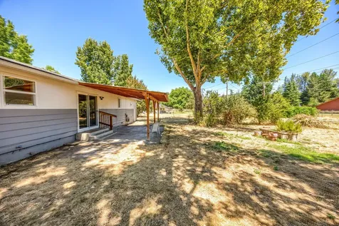 113 Glen Drive Grants Pass OR 97526