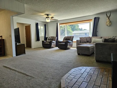 4514 Summers Lane Klamath Falls OR 97603