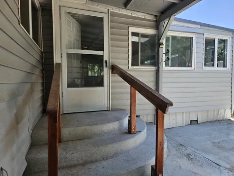 4514 Summers Lane Klamath Falls OR 97603