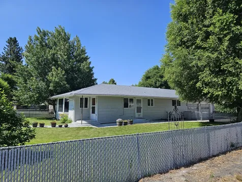 4514 Summers Lane Klamath Falls OR 97603