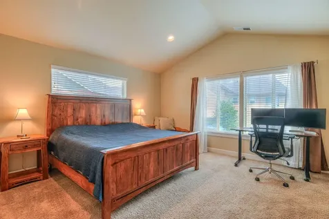 630 NW 28th Street Redmond OR 97756