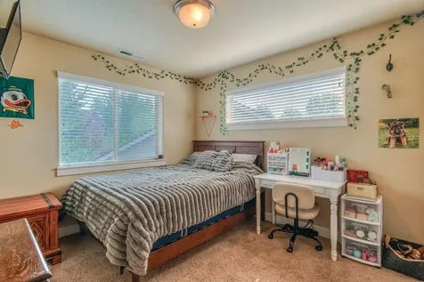 630 NW 28th Street Redmond OR 97756
