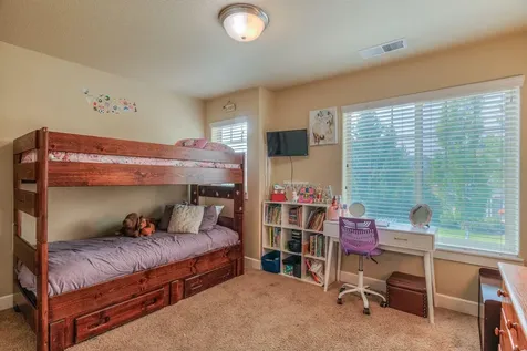 630 NW 28th Street Redmond OR 97756