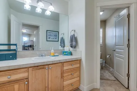 630 NW 28th Street Redmond OR 97756