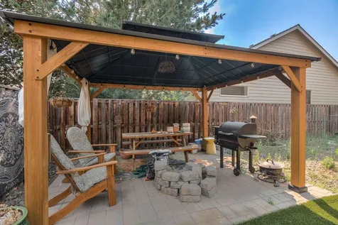 630 NW 28th Street Redmond OR 97756