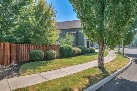 630 NW 28th Street Redmond OR 97756