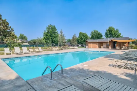630 NW 28th Street Redmond OR 97756