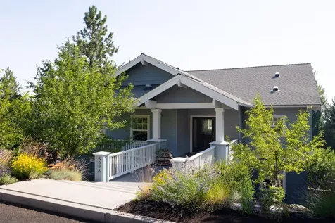 3098 NW Colonial Drive Bend OR 97703