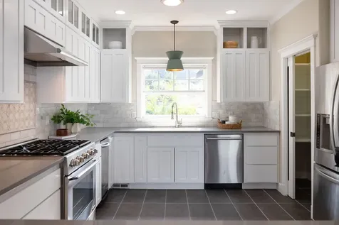 3098 NW Colonial Drive Bend OR 97703