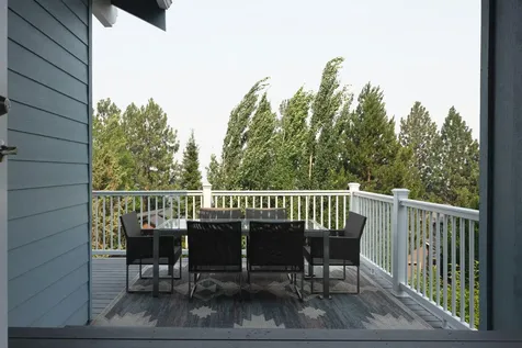 3098 NW Colonial Drive Bend OR 97703
