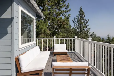 3098 NW Colonial Drive Bend OR 97703