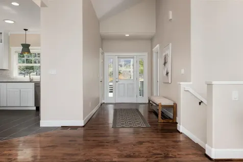 3098 NW Colonial Drive Bend OR 97703