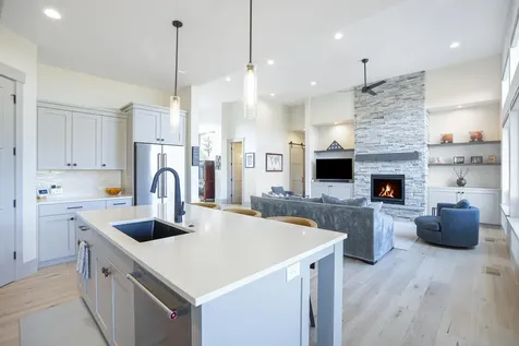 597 Highland Meadow Loop Redmond OR 97756