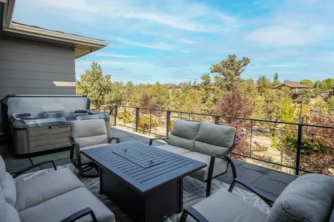 597 Highland Meadow Loop Redmond OR 97756