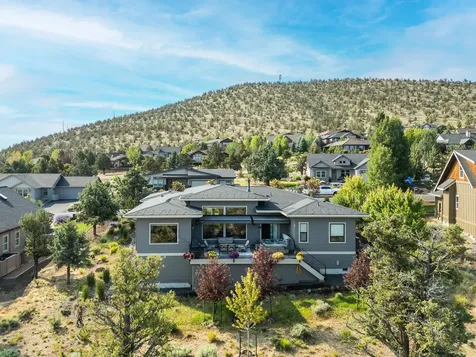 597 Highland Meadow Loop Redmond OR 97756